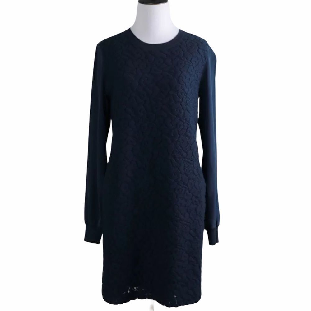 𝅺Women’s Vince crochet lace front silk back shift dress Size XS FLAW